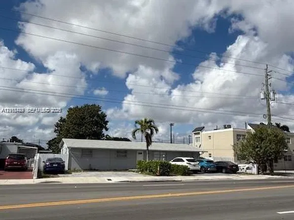 2650 W 8th Ave, Hialeah, FL 33010