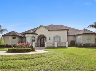 7338 Barataria Blvd, Marrero, LA 70072