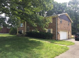 105 Summit Ln, Beckley, WV 25801