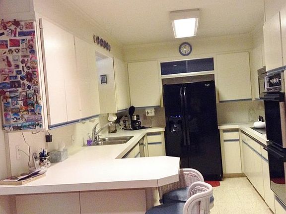 5th image of 2201 River Oaks Cir