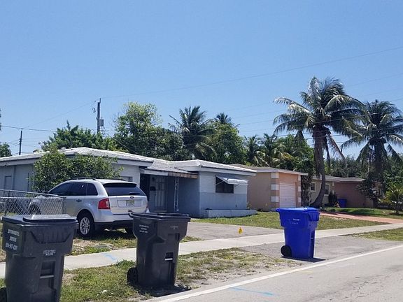 3rd image of 1305 S 28th Ave