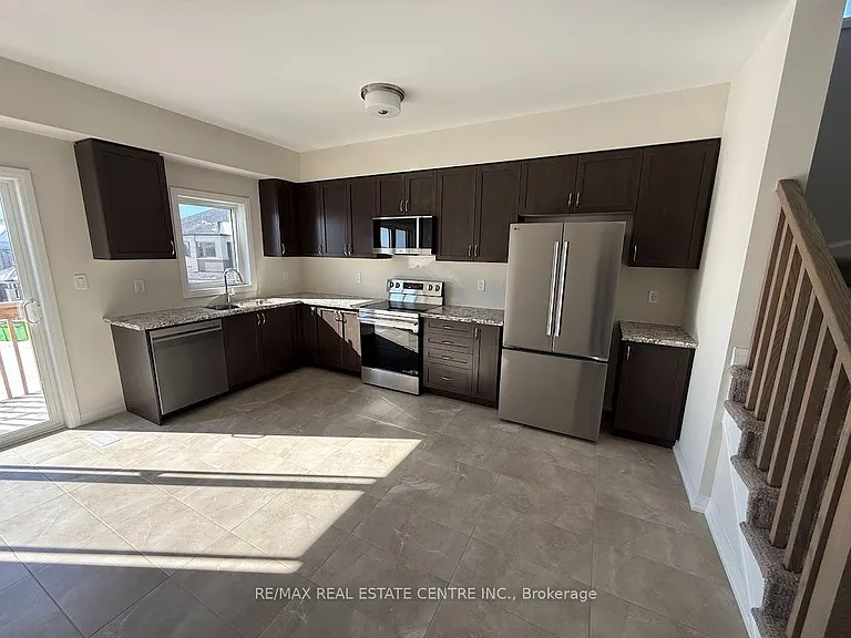 660 Colborne St W #156 — Photo 15