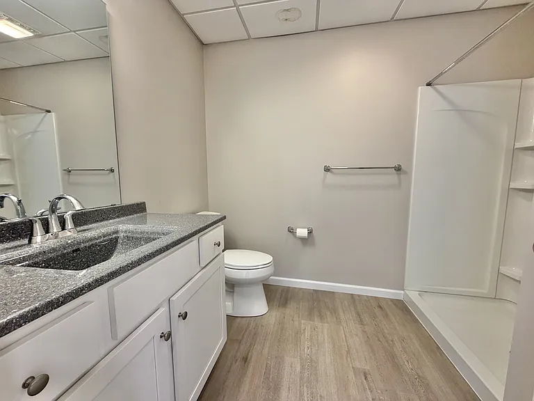 7 E Main St #7 — Photo 11