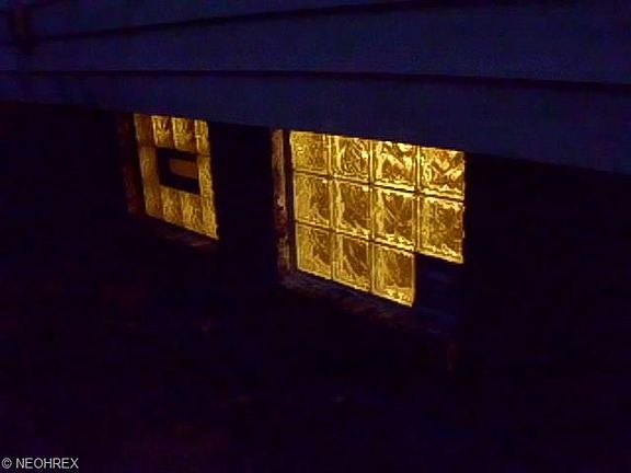 4th image of 2211 Lewis Dr