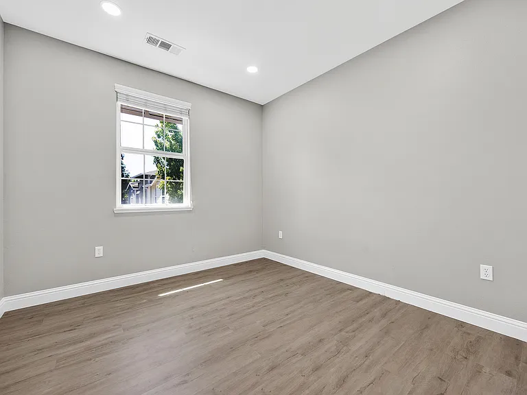 259 Birch Creek Dr — Photo 16