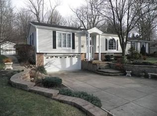 9095 Walton Rd, Northfield, OH 44067