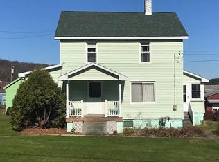 420 Willow St, Johnsonburg, PA 15845