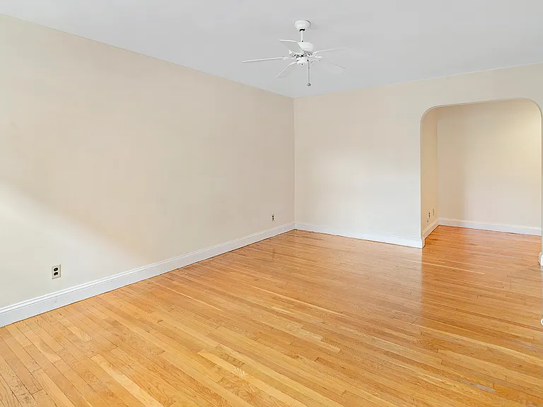 395 Broadway #R3B — Photo 8