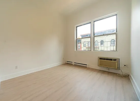 Rented by Platinum Properties | media 10