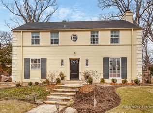 611 Riford Rd, Glen Ellyn, IL 60137