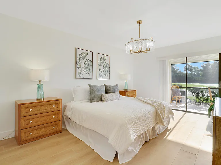 1001 Pinecrest Cir #C — Photo 14