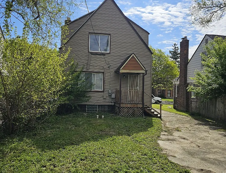 16583 Archdale St — Photo 10
