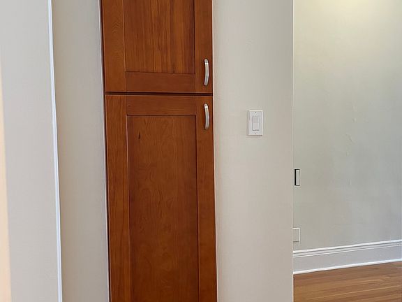 4th image of 2165 Larkin St #304