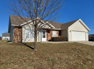 1406 W 7th Street Ter, Knob Noster, MO 65336