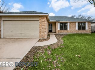 9218 Shadow Crest Dr, Converse, TX 78109