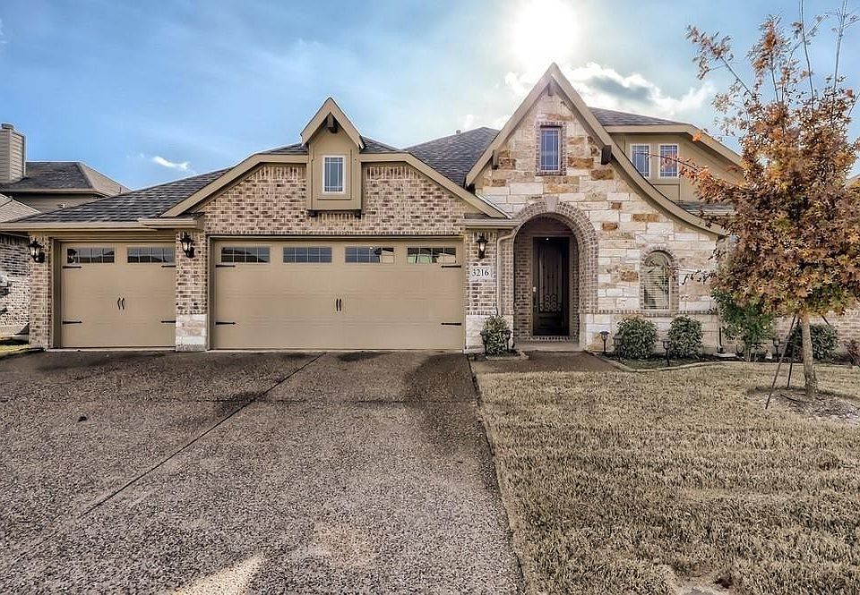 1st image of 3216 Creekhaven Dr