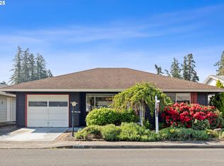 16735 SW King Charles Ave, Portland, OR 97224