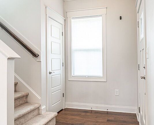 3rd image of 600 Legacy Lakes Way