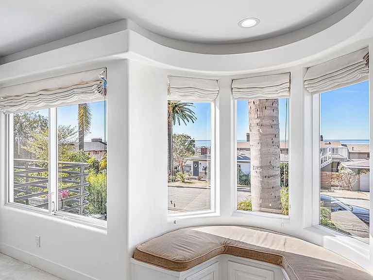 204 N Poinsettia Ave — Photo 12