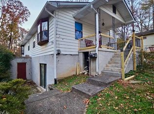 104 Wakefield Rd #104, Oak Ridge, TN 37830