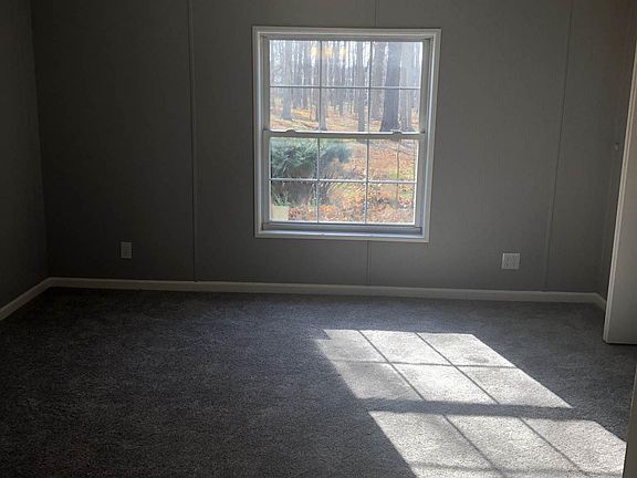 4th image of 9517 E 500 S