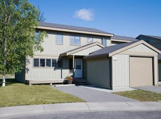 635 Wainwright Rd, Fairbanks, AK 99701