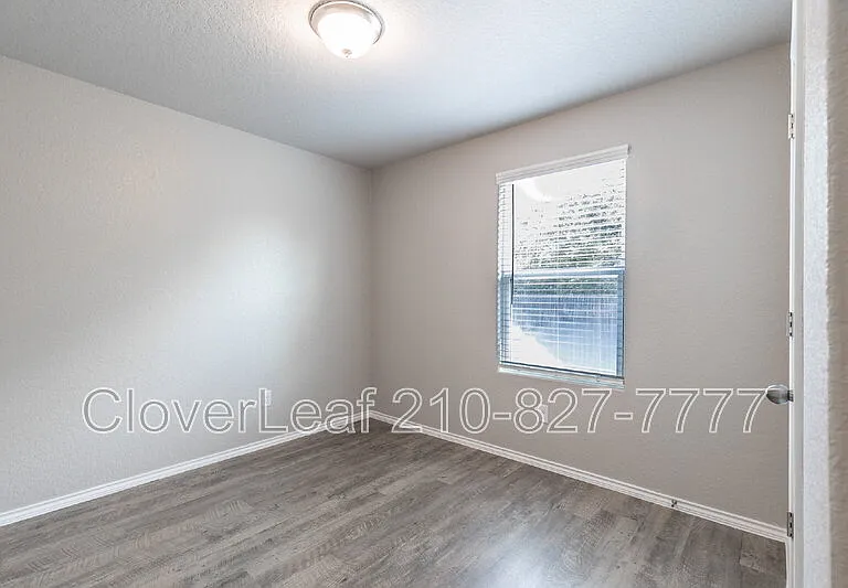 5806 Machaela Trce — Photo 21