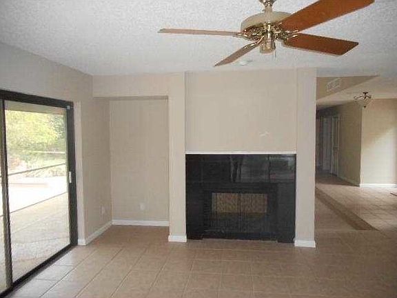 2nd image of 11000 NW 24th St