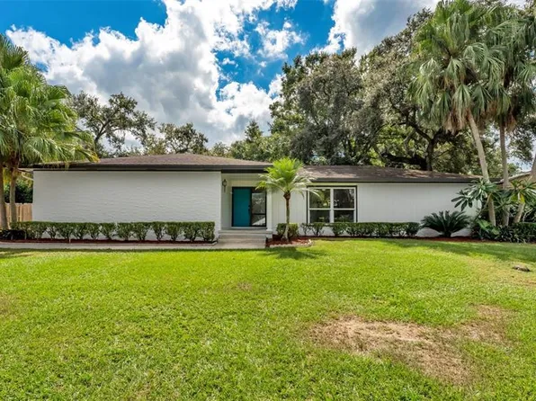1307 Valley Hill Dr, Lakeland, FL 33813