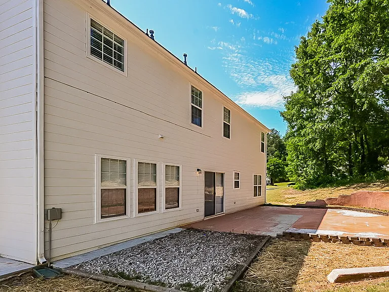 135 Greenland Dr — Photo 20