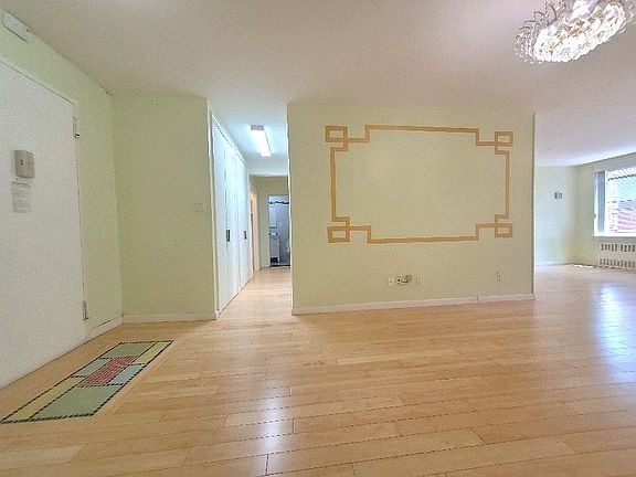3rd image of 142-05 Roosevelt Ave APT 415