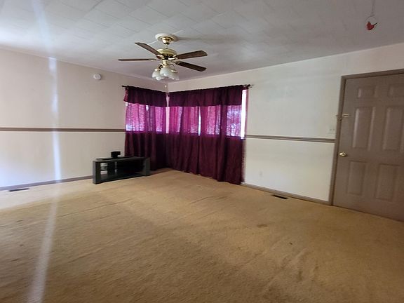 3rd image of 624 Joe Jones Boulevard