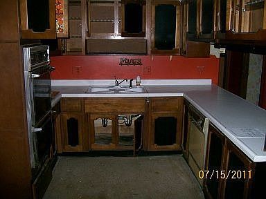 5th image of 1266 E 156th St