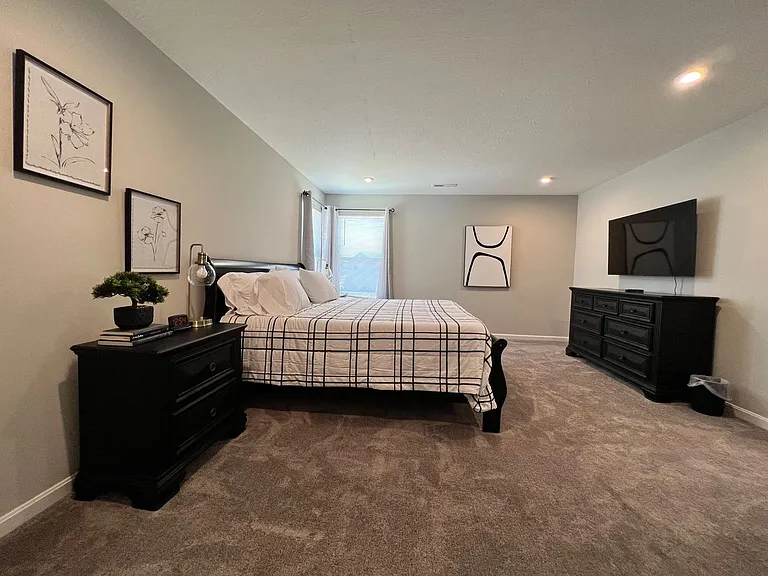 7876 Ellington Ct — Photo 19