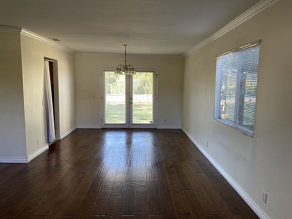 3rd image of 23830 Country View Dr