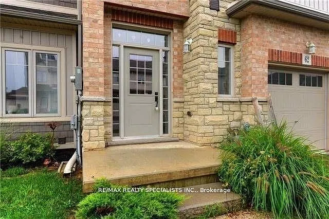 Building Photo - 8 Lakelawn Rd #62