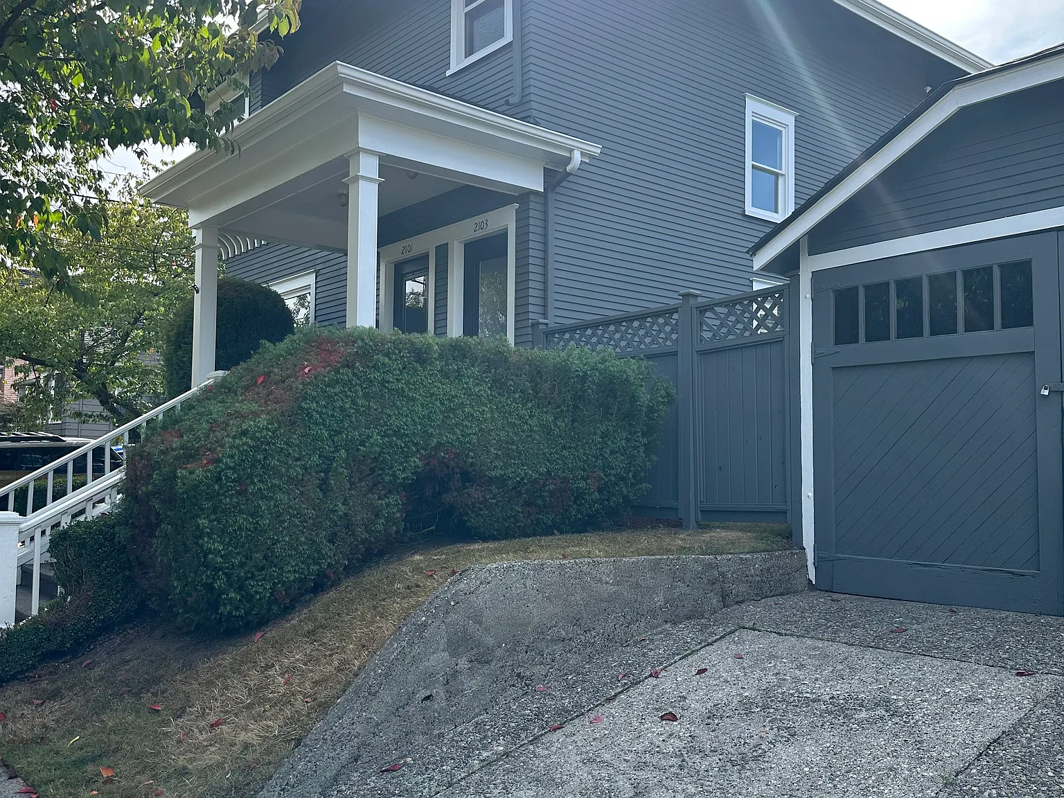 3 bed, 1400 sqft, $4,200 — Photo 2