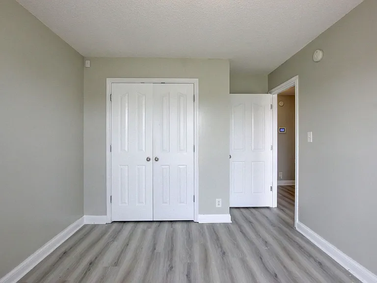 3660 S Naples Ct — Photo 14