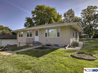5203 N 50th Ave, Omaha, NE 68104
