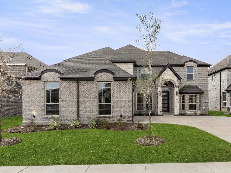 1st image of 604 Sierra Ln