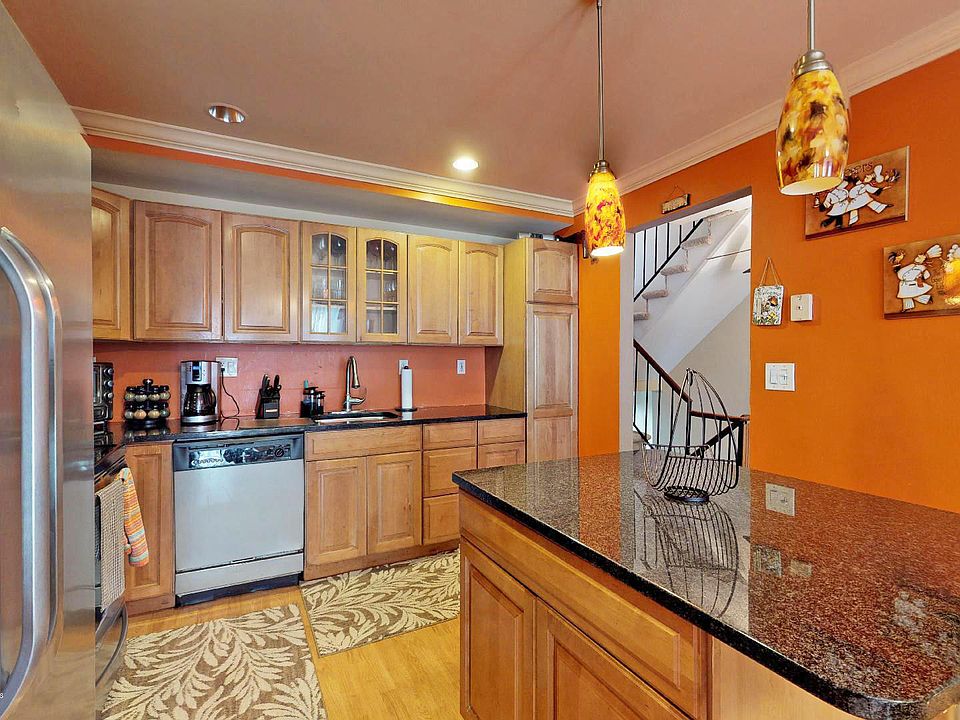 1st image of 50 Saint Andrews Ct #1000