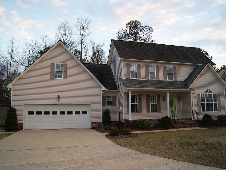 1st image of 902 Ray Crawford Dr