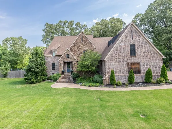 9470 Salem Woods Dr, Lakeland, TN 38002