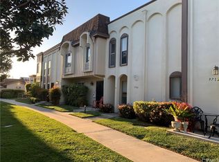 9706 Brookhaven Cir, Huntington Beach, CA 92646