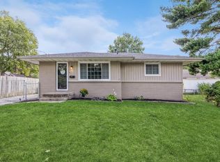 2747 Skeies Dr, Des Moines, IA 50317