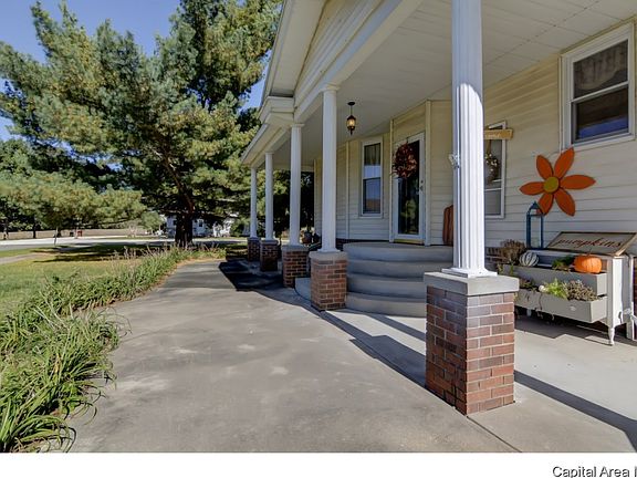3rd image of 530 N Main St