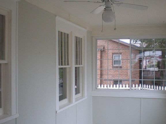 4th image of 2100 S Humboldt St