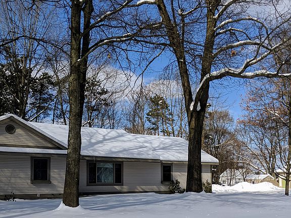 2nd image of 3461 Whispering Woods Dr