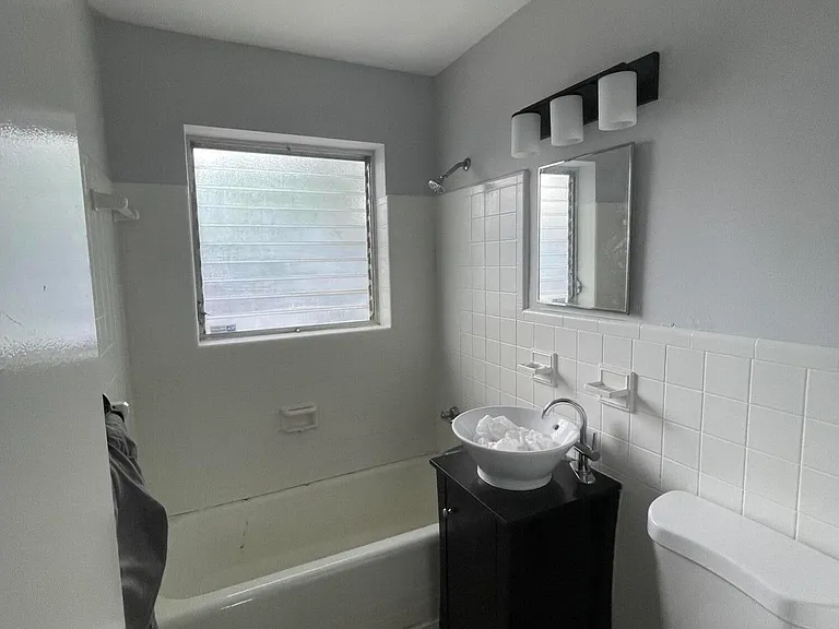 1708 NE 20th Ave #4 — Photo 3
