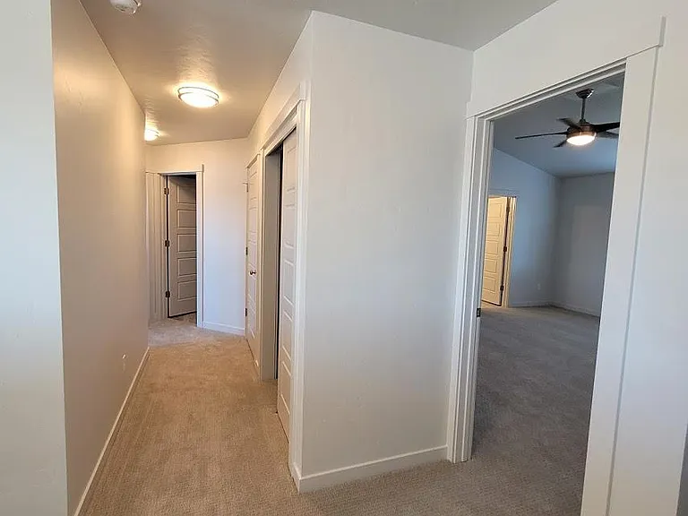 220 N Caracaras Way — Photo 15